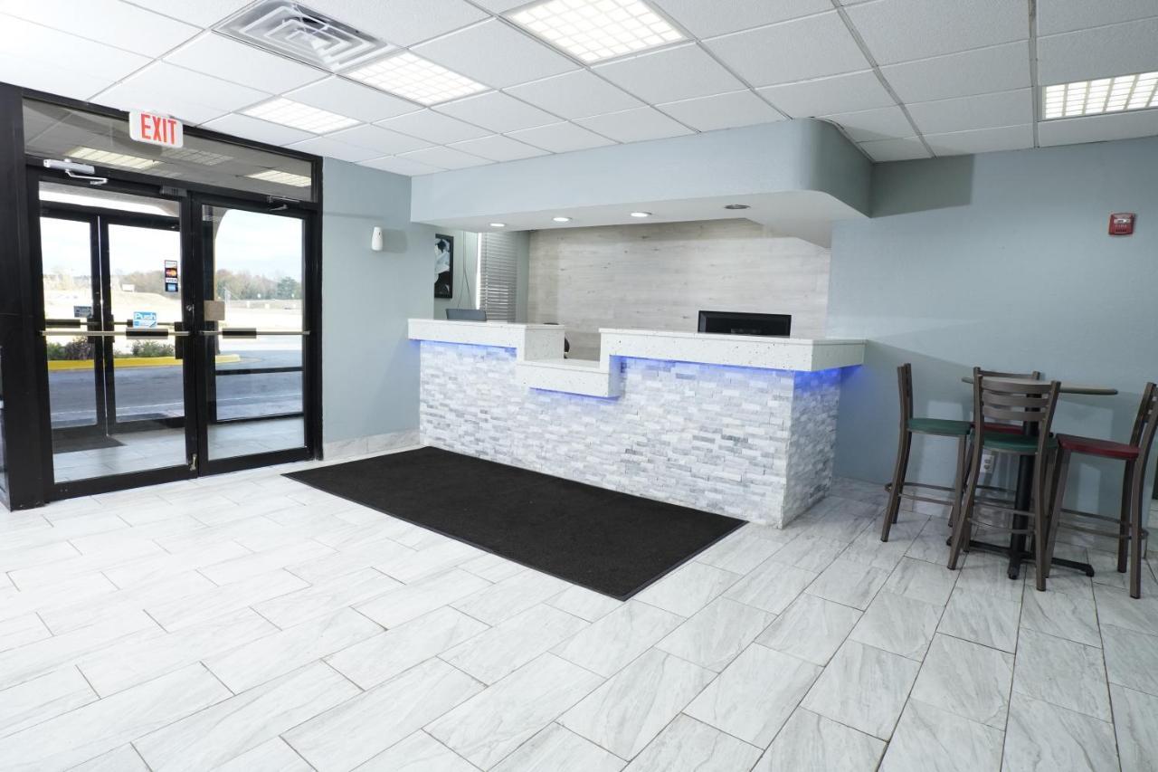 Red Carpet Inn & Suites Newnan Extérieur photo